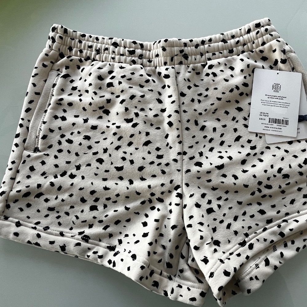 NWT Athleta Girl Retroactive Shorts XL/14